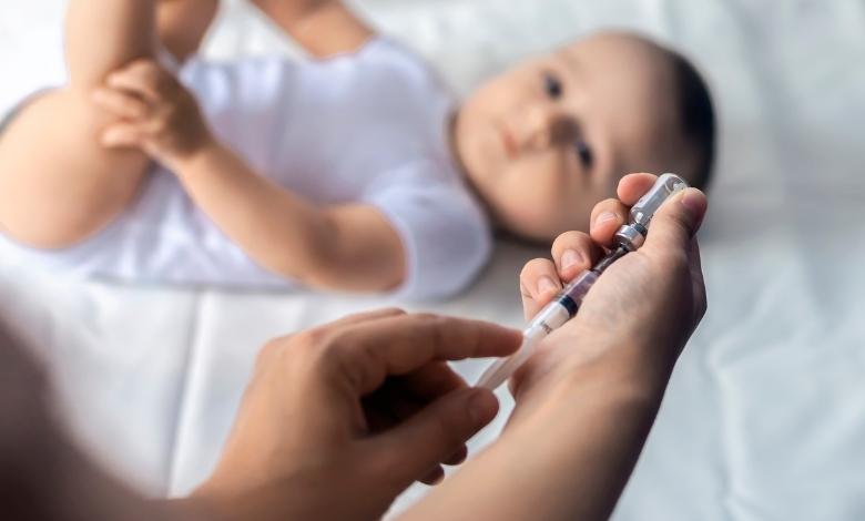 تطعيمات حديثي الولادة